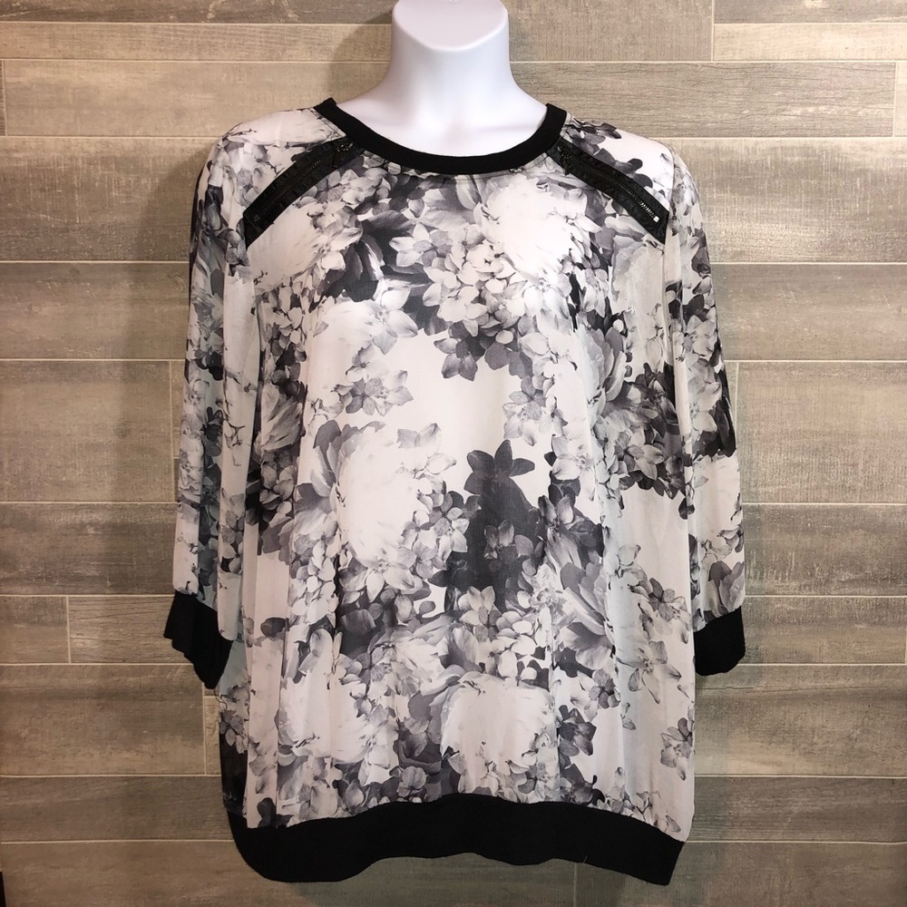 EUC Lane Bryant Sheer Floral Top Zipper 22/24